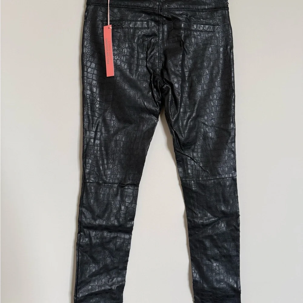 Blank NYC Croc Embossed Faux Leather Leggings Size 8 NWT